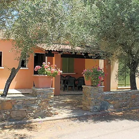 Domaine Le Clos Des Oliviers 3*